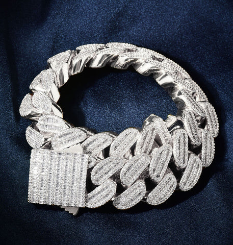 Iced Out Baguette Cut Moissanite Cuban Link Bracelet