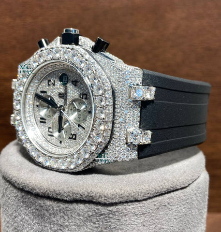 Iced Out Colorless Moissanite Rubber Strap Men's Watch For Her