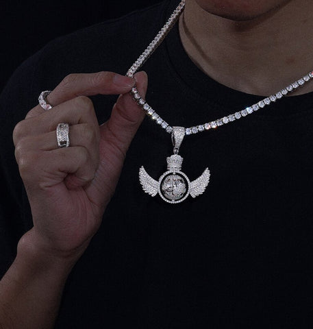 Luxury Iced Out Moissanite Crown With Wings Pendant