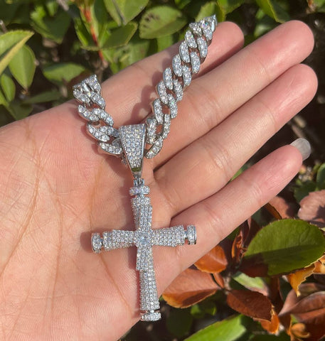 Moissanite Iced Out Elegant Cross Pendant Gift