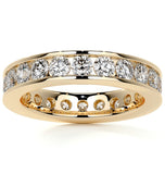 Round Brilliant Cut Moissanite Wedding Band